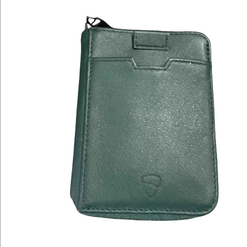 Vault London skin green leather wallet